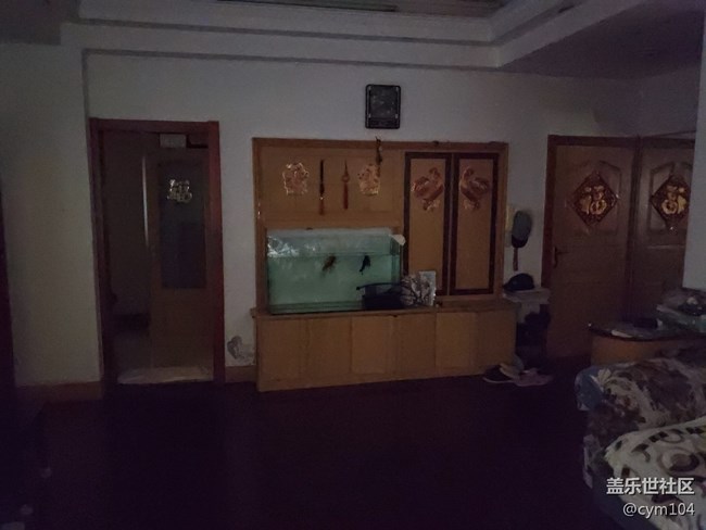 猜猜哪边是自带相机哪边是谷歌相机