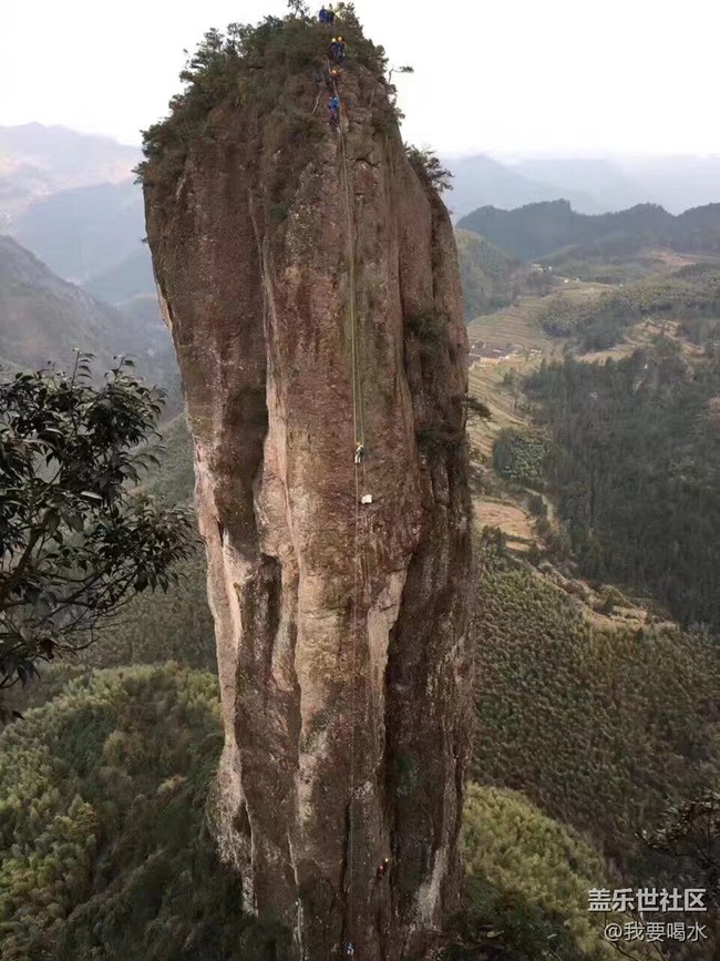 这样的山攀登起来真的很爽很有成就感的
