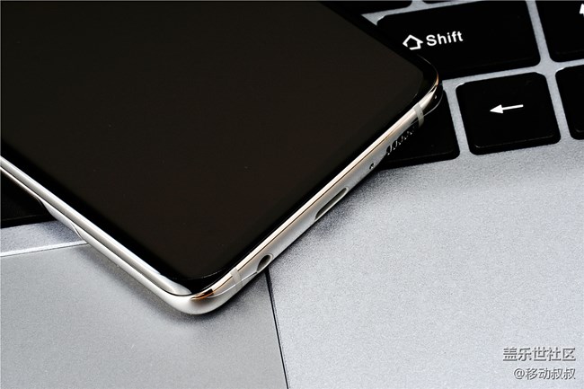 三星Galaxy S10王者归来：Galaxy Note10不出，谁与争锋