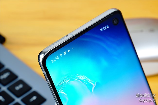 三星Galaxy S10王者归来：Galaxy Note10不出，谁与争锋