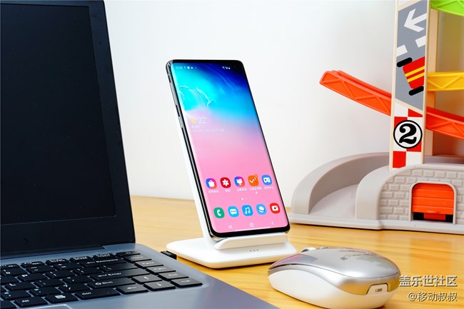 三星Galaxy S10王者归来：Galaxy Note10不出，谁与争锋