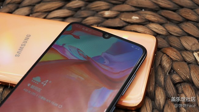 内外兼“U” 三星Galaxy A70首发评测