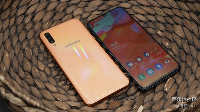 内外兼“U” 三星Galaxy A70首发评测