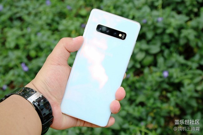 看得见摸得着的全面提升，称三星Galaxy S10+是机皇实至名归