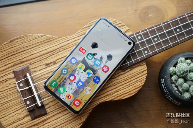 三星Galaxy S10e 除了小屏旗舰，还有什么优胜之处？