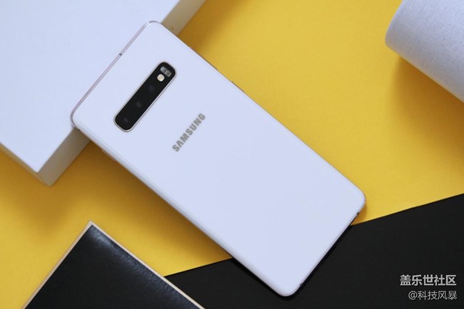 不屑追随，勇于创新——三星Galaxy S10+定义旗舰机皇