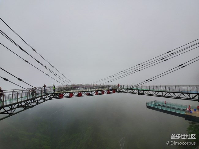 【S10 极限体验】+重庆站“空中速滑”体验AI超级防抖