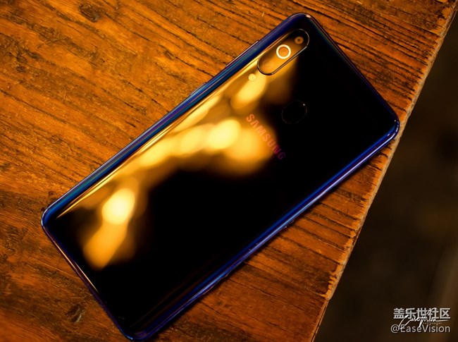 Galaxy A60，精致图赏，小钢炮熠熠生辉！