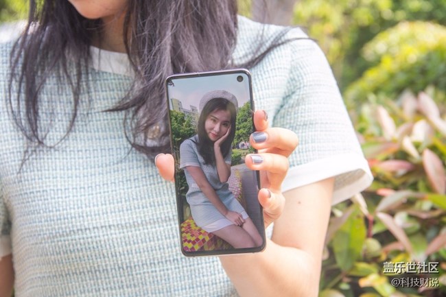 三星Galaxy S10，无法抗拒的魅力，拍照太好用了