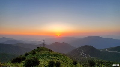 南山日出