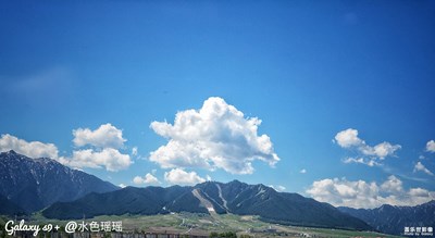 夏日的滑雪场