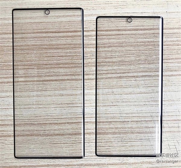 三星Note 10前置面板照曝光：下巴比iPhone还要窄