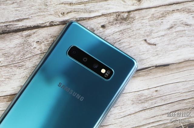 硬核性能旗舰 三星Galaxy S10+上手评测