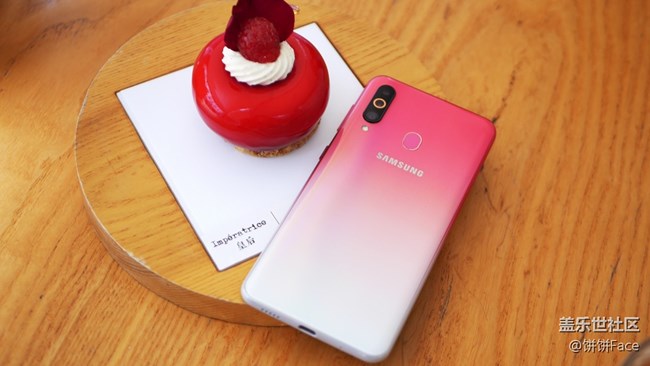 氧气小仙女和她的三星Galaxy A60桃桃汽汽