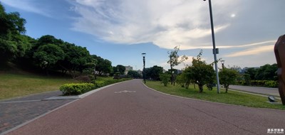 【向往的天空】+各种各样的天空