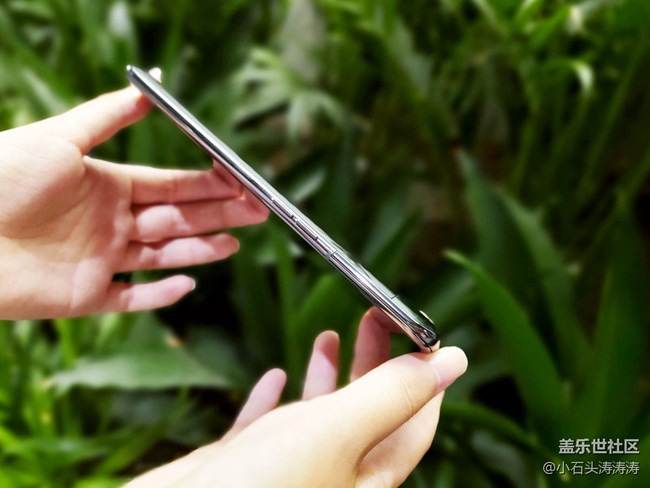 氧气小仙女“叒”带着 三星Galaxy A80来了