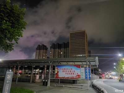 s10+直出，电脑端上传，感觉效果一般，放大了糊