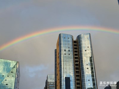 不期而遇的彩虹
