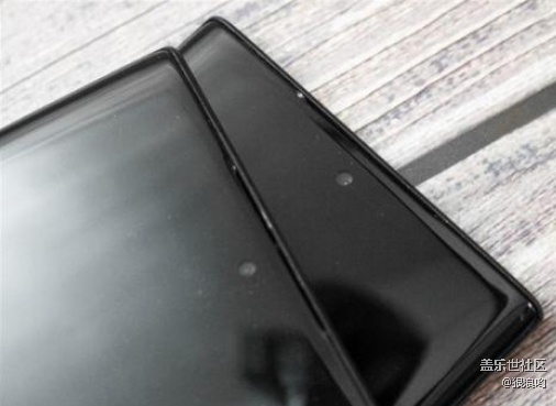 三星Galaxy Note10系列机模：挖孔屏+屏幕指纹