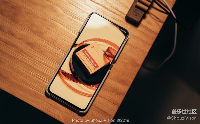翻转摄像头打来的极致全面屏，三星Galaxy A80实拍图赏