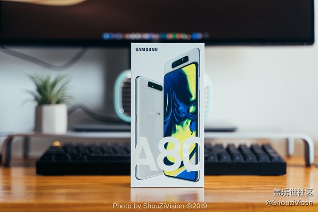 翻转摄像头打来的极致全面屏，三星Galaxy A80实拍图赏