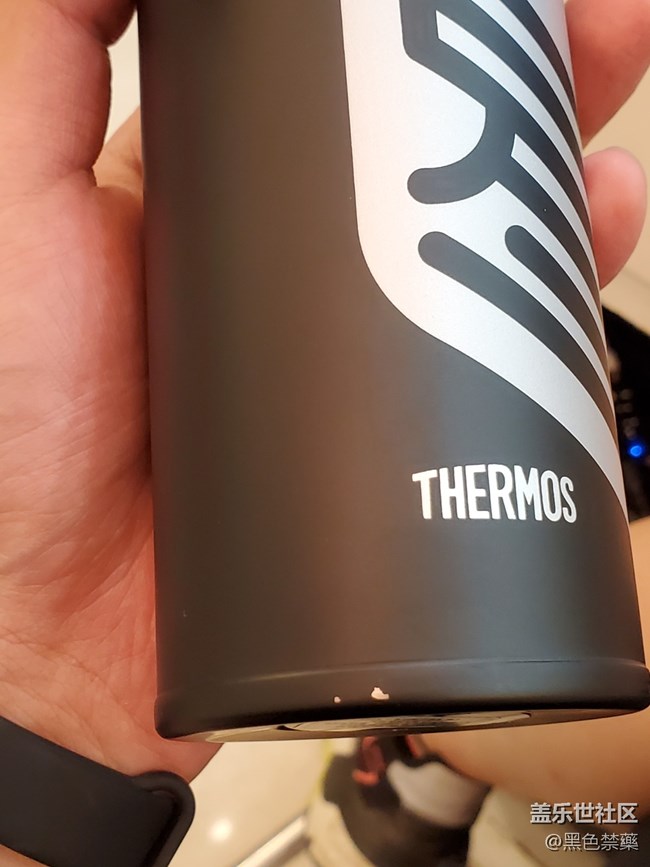 杯子有点次·············