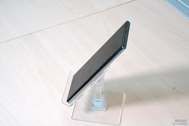 “十”代星机皇 三星Galaxy Note10系列抢先评测