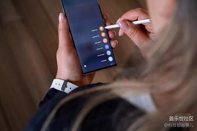 三星Note10系列发布，产品惊艳，这才是安卓机皇应有的表现