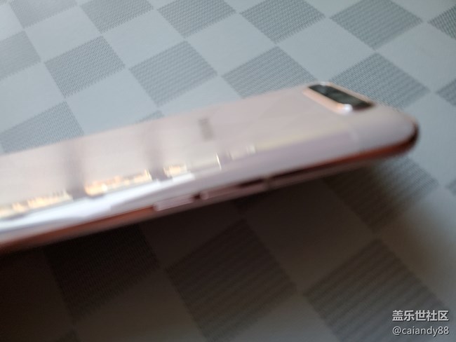 翻转三摄加持 -Galaxy A80评测