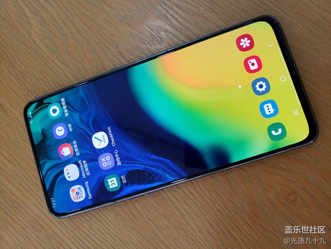 【Galaxy A80星粉体验活动】A80炫转三摄，转出精彩人生！