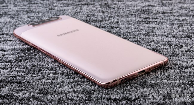 【Galaxy A80星粉体验活动】 集黑科技于一机的大胆创新
