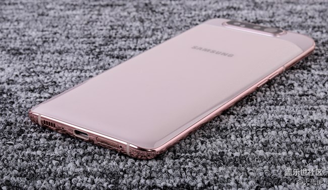 【Galaxy A80星粉体验活动】 集黑科技于一机的大胆创新