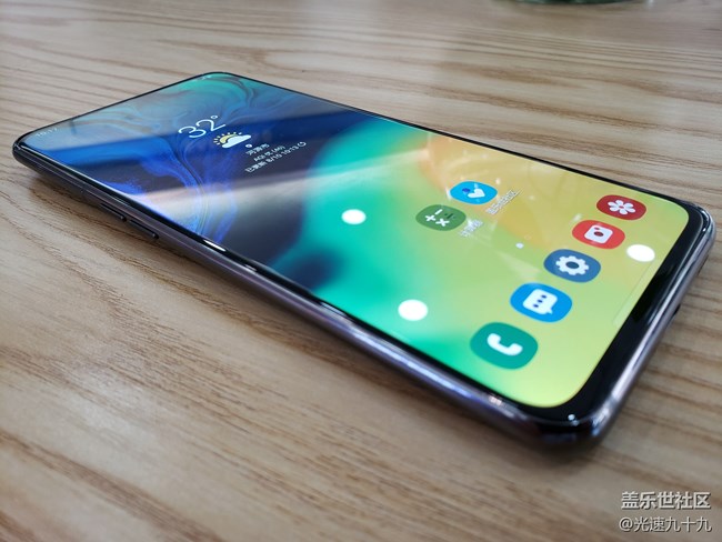 【Galaxy A80星粉体验活动】A80炫转三摄，转出精彩人生！