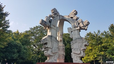 合肥地标之一  九狮桥