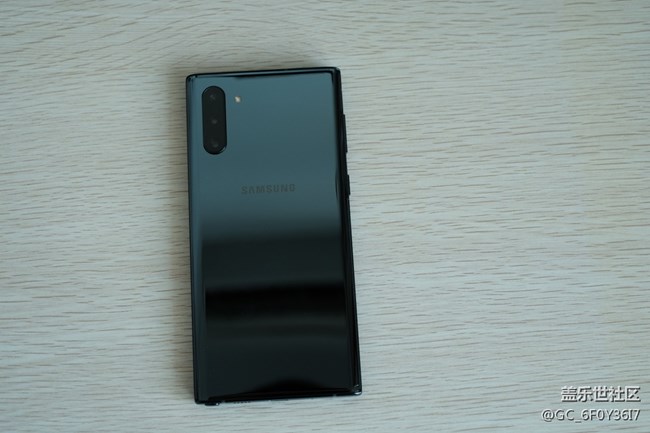 NOTE10麦昆黑-把玩