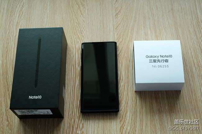 NOTE10麦昆黑-把玩