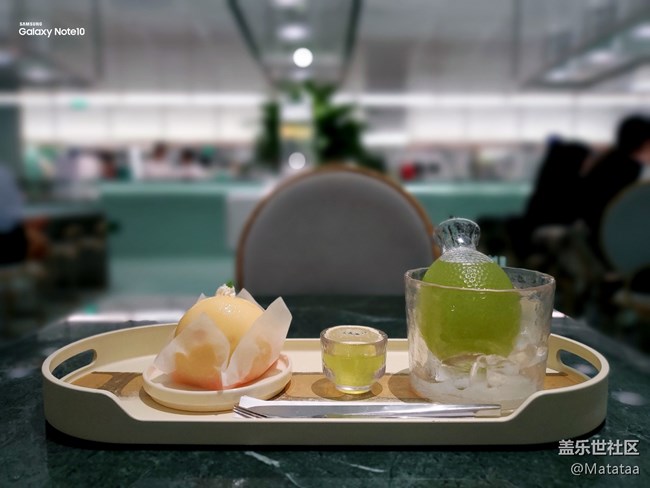 三里屯美食推荐 秋天来了，但夏天不会溜走