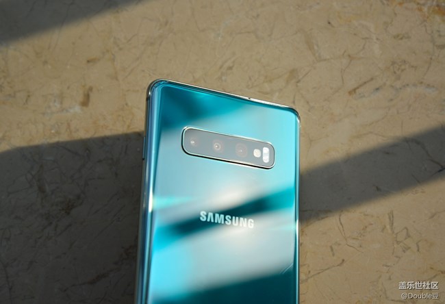 三星Galaxy S10+鉴析：闪耀之“星”