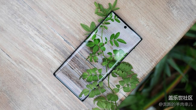 你每天会有几个小时盯着手机看？