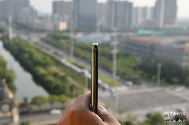 三星Galaxy S10+鉴析：闪耀之“星”