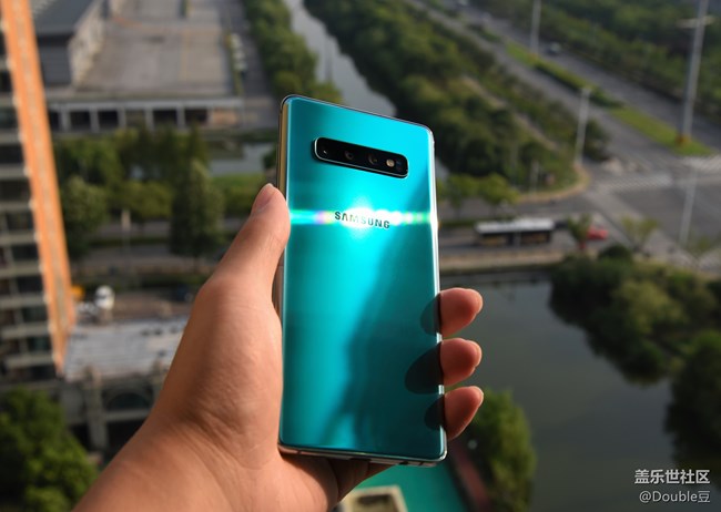 三星Galaxy S10+鉴析：闪耀之“星”