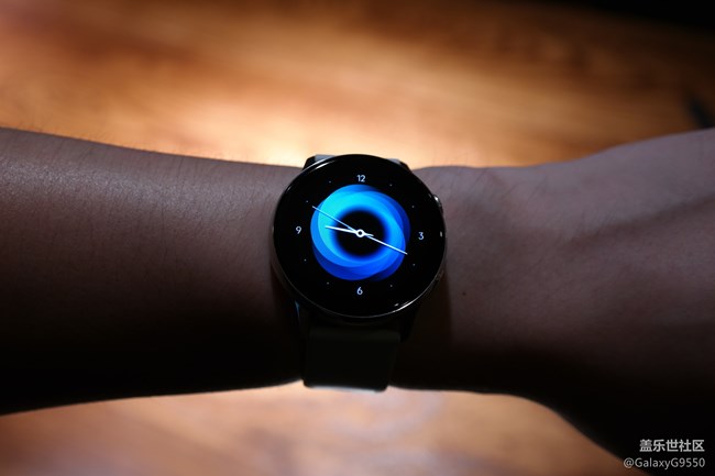 时尚与实用的结合体—Galaxy Watch Active 体验
