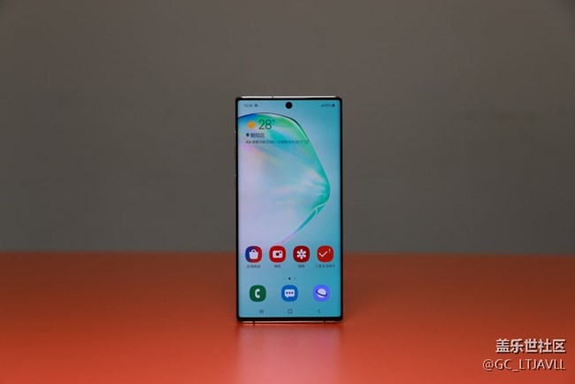 25W超级快充+3500mAh大电池，三星Galaxy Note 10全面测评