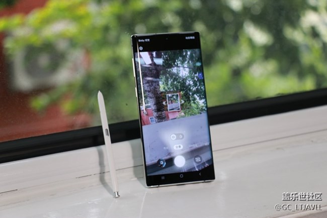 25W超级快充+3500mAh大电池，三星Galaxy Note 10全面测评