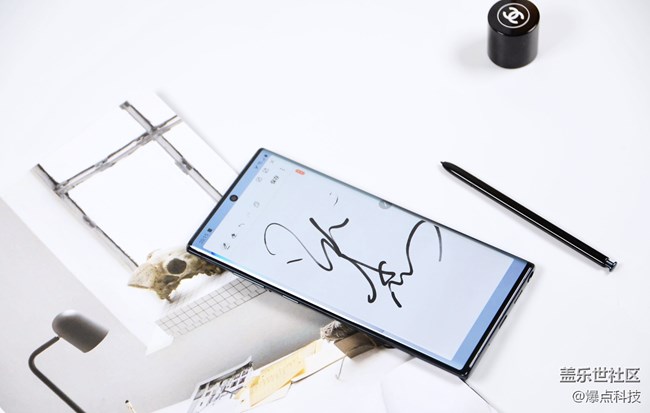 小杰种草：这才是真旗舰！三星Note10+ 5G体验