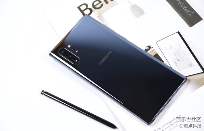 小杰种草：这才是真旗舰！三星Note10+ 5G体验