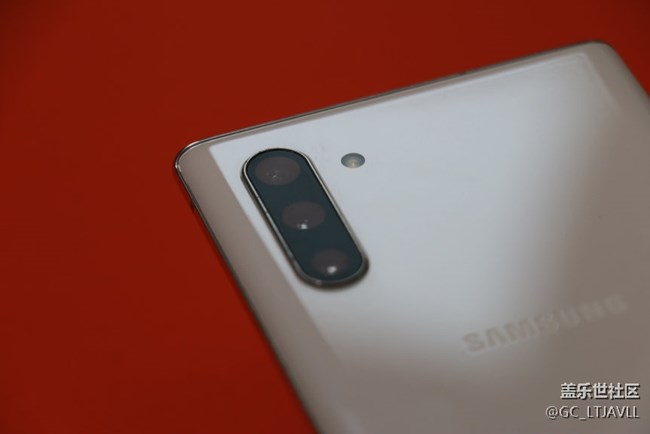 25W超级快充+3500mAh大电池，三星Galaxy Note 10全面测评