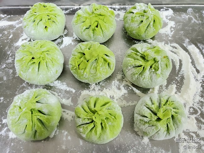 第一次尝试不一样的粉丝包，还蛮好吃的。