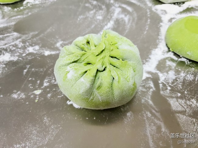 第一次尝试不一样的粉丝包，还蛮好吃的。