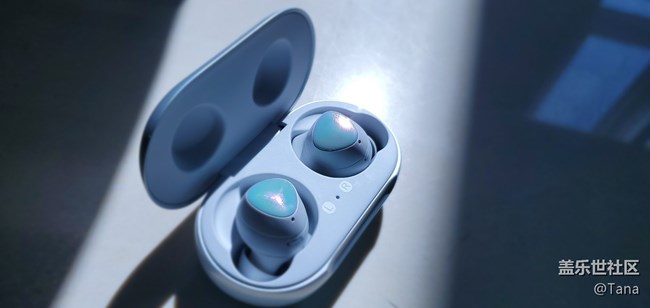 Galaxy Buds 莫彩银鉴赏